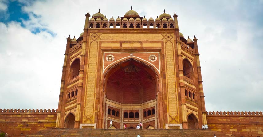 buland darwaza fatehpur sikri tour Packages